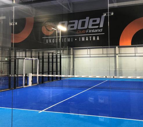 Padelhalli Imatran Ukonniemessä