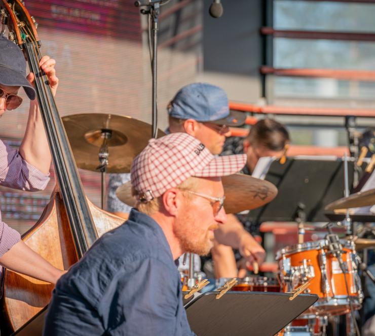 big band soittajia